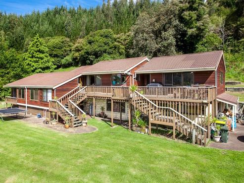 2943 State Highway 30, Rotoma
