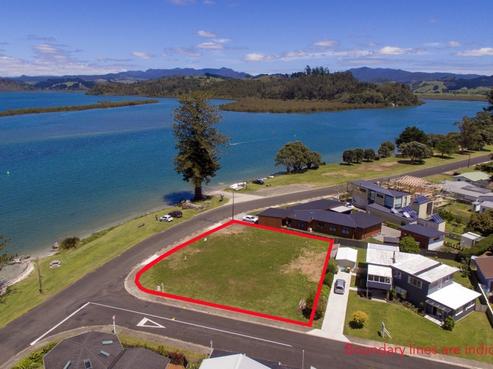 57 Robinson Road, Whitianga