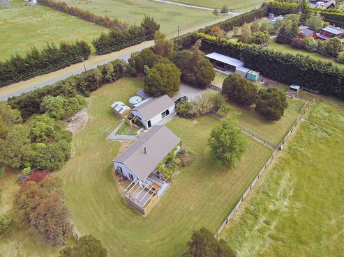 400 Johns Road, Fernside