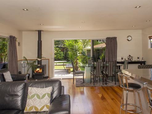 69 South Highway, Whitianga