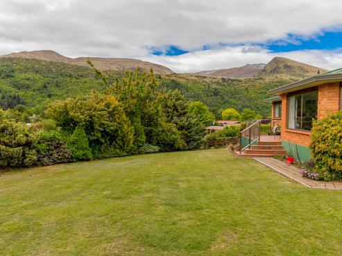10 Reid Crescent, Arrowtown