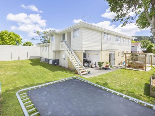 32 Kentucky Street, Totara Park