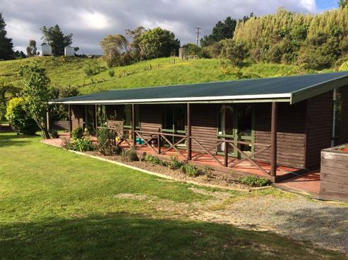 34 Moon Ridge Road, Moonshine Valley