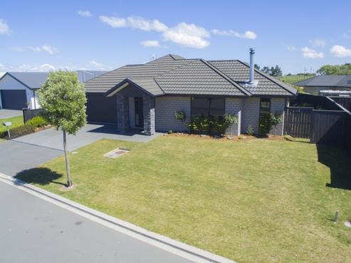 7 Kokopu Street, Pegasus