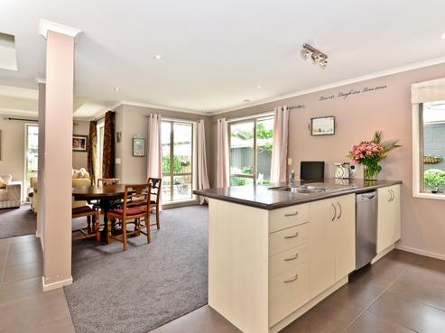 932A Heaphy Terrace, Fairfield