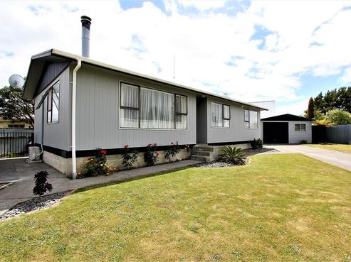 5 Haskell Place, Greenmeadows