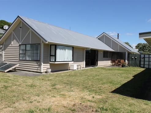 28A Toi Street, Otaki Beach