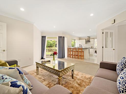 23 Oakridge Way, Northpark