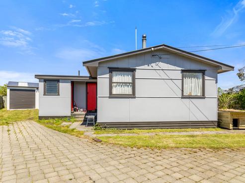 48 Lee Road, Hannahs Bay