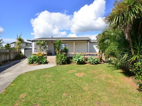 14A Ross Crescent, Orewa