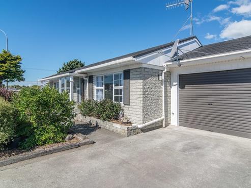 44 Raumati Road, Raumati Beach