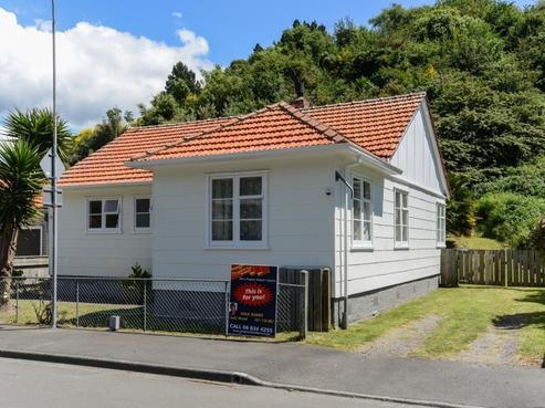 6 Main Street, Napier Hill