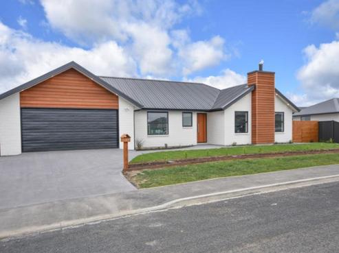 37 Anderton Crescent, Mosgiel