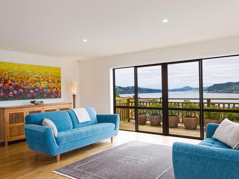 110 Mission Cove, Company Bay