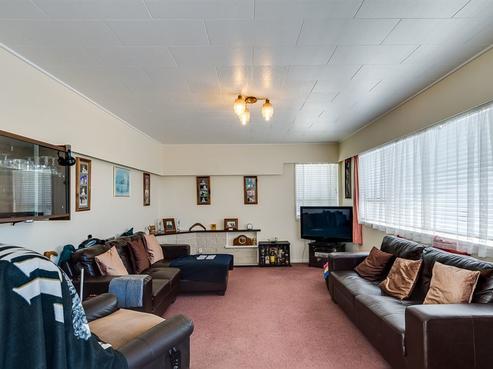 2/11 King Street, Taradale