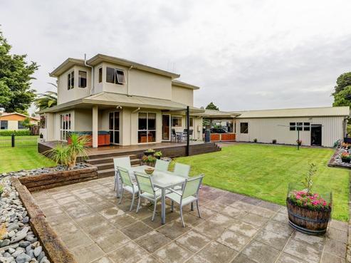 24 Sandwich Road, Saint Andrews