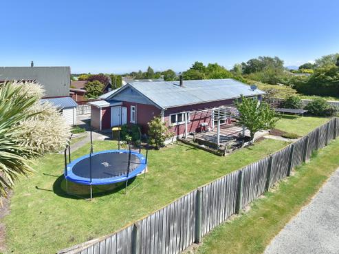 43 Eders Road, Woodend