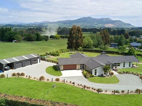 151 Mckinnon Road, Gore Surrounds