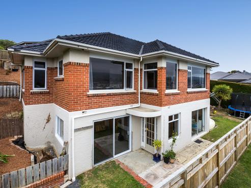 105 Larnach Road, Vauxhall