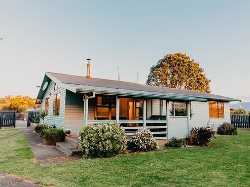 6 Ngahue Crescent, Carters Beach