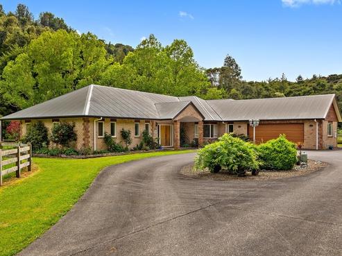 61 Moumoukai Road, Hunua