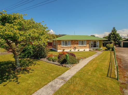22 Cochrane Street, Fairy Springs