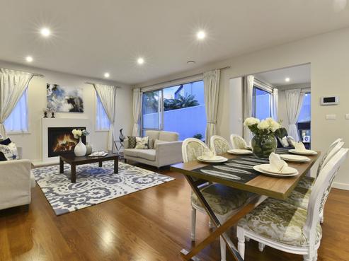 125 Beach Road, Castor Bay
