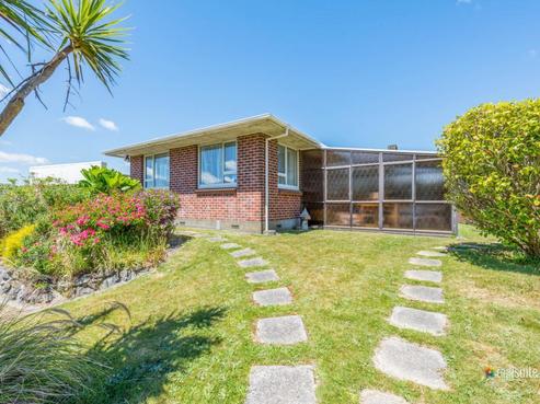 18 Walnut Way, Maungaraki
