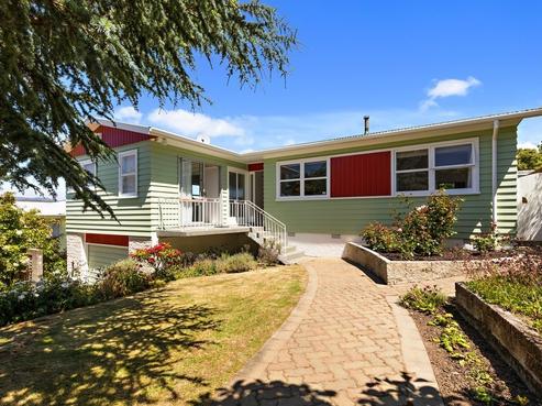 5 Rondane Place, Tirohanga