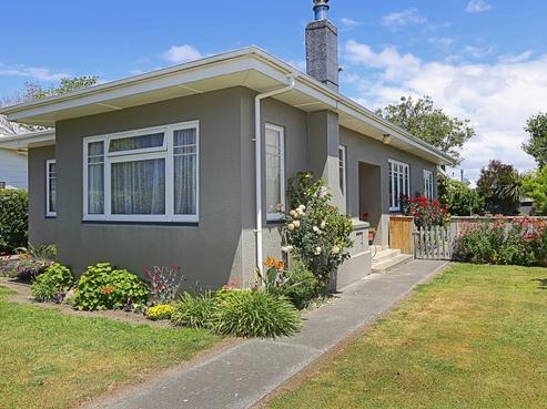 1028 Ellis Street, Mahora