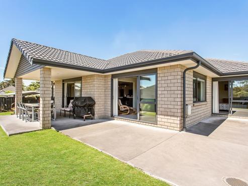 8 Harris Drive, Silverdale