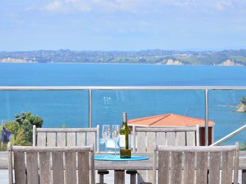 49 Roberts Road, Matakatia