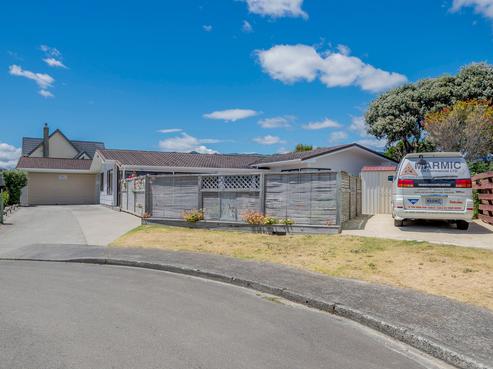 12 Goldie Place, Waikanae Beach