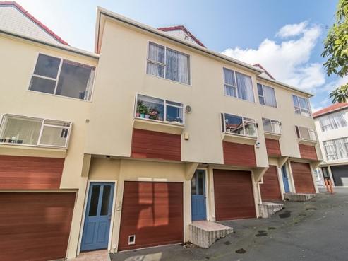 20/20 Thompson Street, Mount Cook