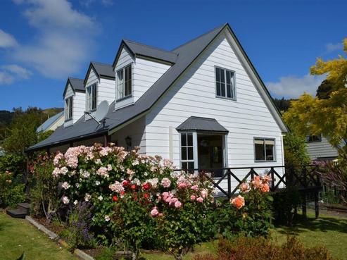 40 Woodills Road, Akaroa