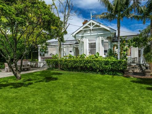 10 Takarunga Road, Devonport