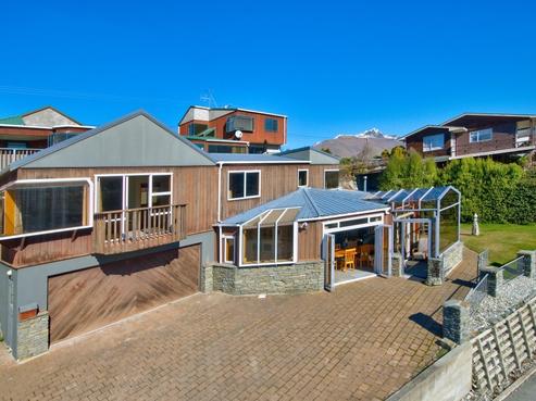 6 Lewis Road, Kelvin Heights