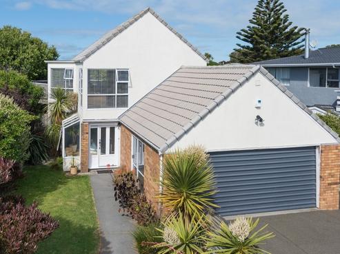 159 Rocking Horse Road, Southshore