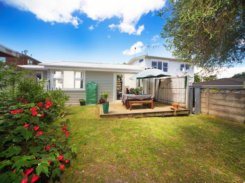 5/85 Lake Road, Belmont