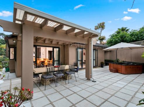 61 Saddleback Rise, Murrays Bay