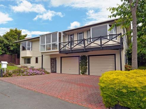 6 Coolock Crescent, Waverley