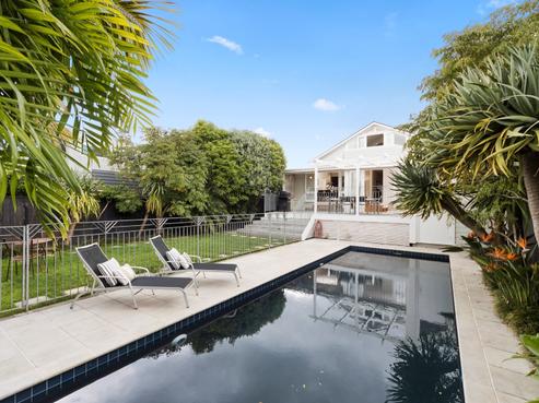 18 Edgars Road, Westmere