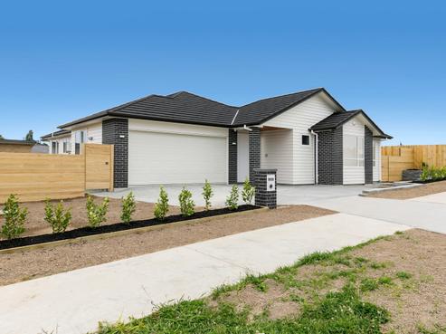 4 Byron Drury Way, Riverhead