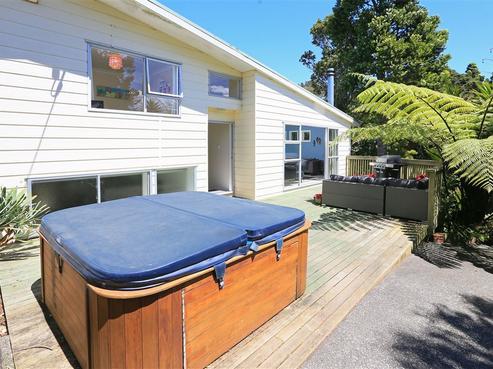 252 Forest Hill Road, Waiatarua