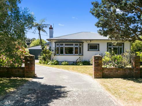 23 Bracken Street, Petone