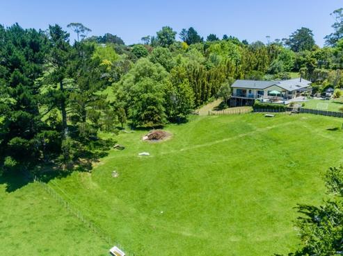 41 Puke Road, Kumeu