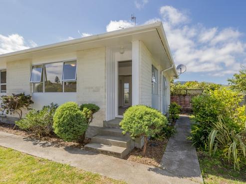 33B Nimmo Avenue West, Waikanae