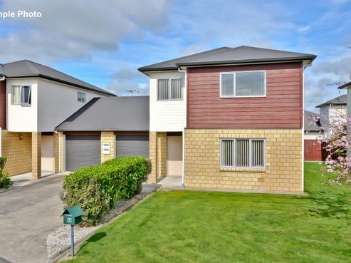 15 Rene Way, Huntington