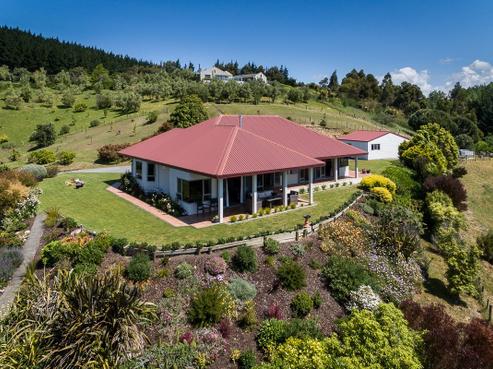 49 Whakapirau Road, Maraekakaho