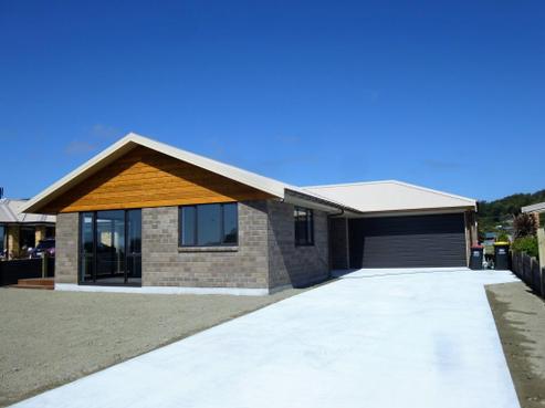 13 Parfitt Place, Greymouth